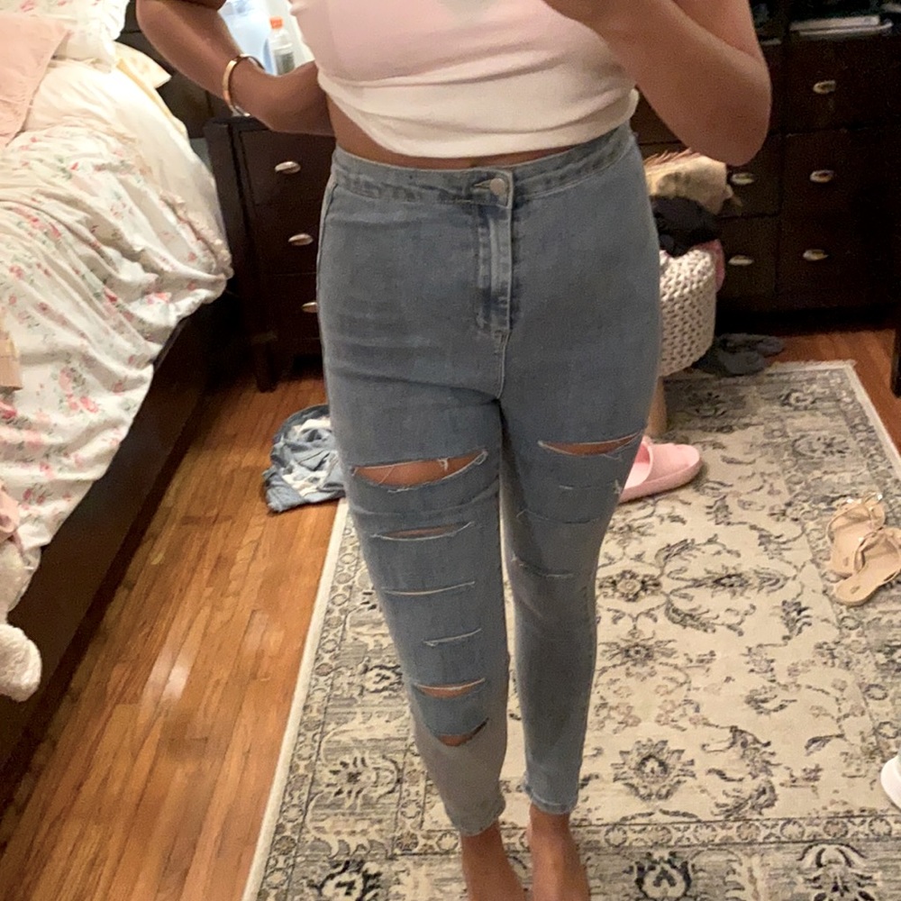 PrettyLittleThing medium wash ripped skinny jeans size 8